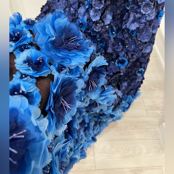 Alice and Olivia Dominique Floral-Embellished Ball Gown - Picture 8 of 13